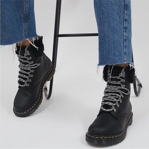 Dr Martens Womens 1460 Serena Collar Streeter Black Boots Shoe